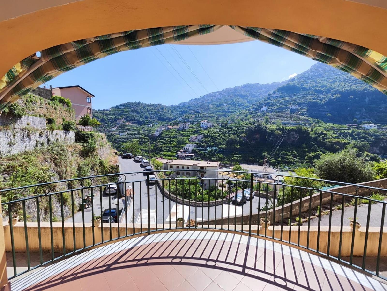 Gardeniapartment Minori Exterior photo
